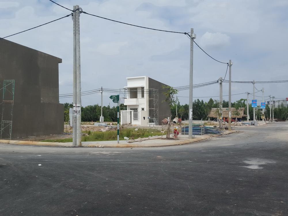 Quận 9 (Tp.HCM): Nhà đầu tư mạnh tay “săn” đất nền.