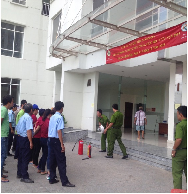 DIỄN TẬP PCCC TẠI CHUNG CƯ 13E THE MANSION