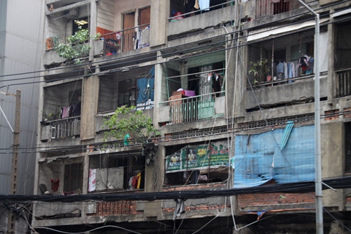 HCM: Chung cư cũ – Những mối nguy hiểm trực chờ cư dân