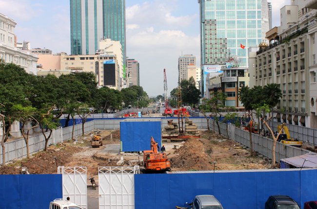 TP HCM: Cấm xe đi vào đường Nguyễn Huệ từ 11/10