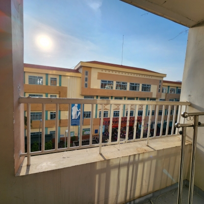 ĐẦU NĂM THAY ÁO MỚI, MY HOUSE TIẾN HÀNH THAY ĐỔI CÁC KHUNG SẮT CŨ Ở MỘT SỐ CHUNG CƯ